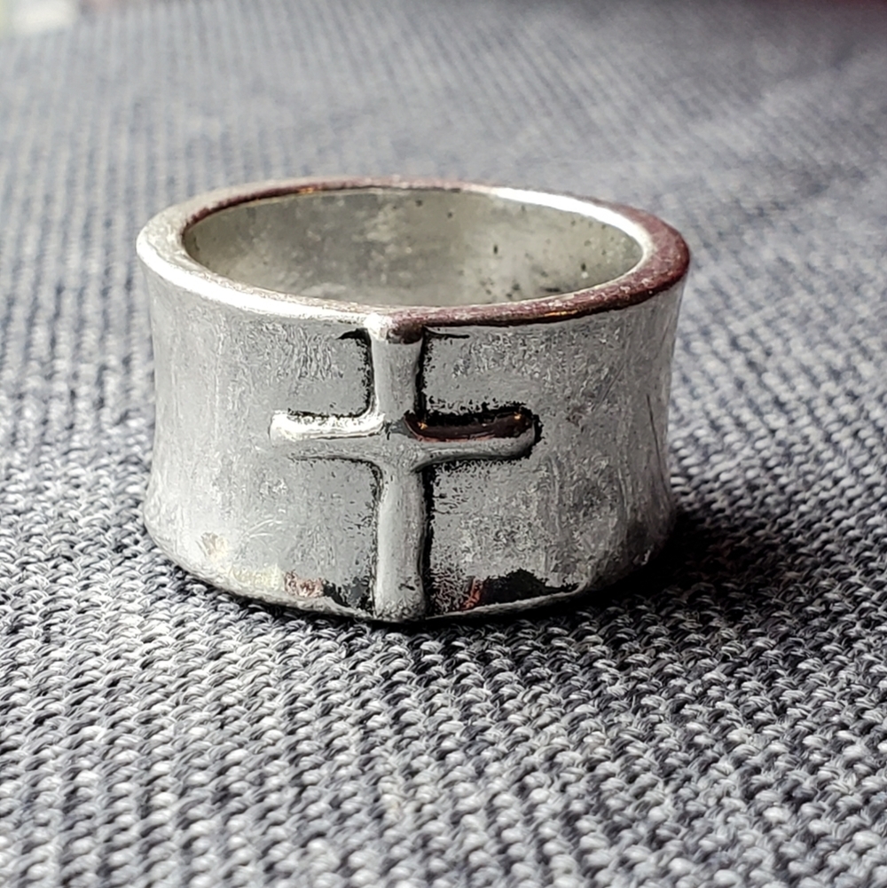 Vintage Band Ring - Picture 2 of 9
